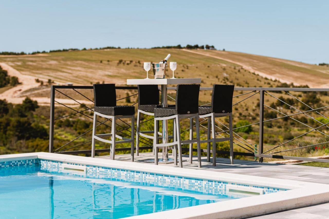 Guest House "The View" - With A Pool Donje Polje Экстерьер фото